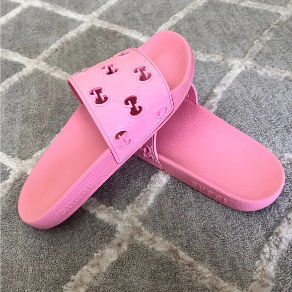 Authentic Gucci GG Slide - Picture 2 of 8